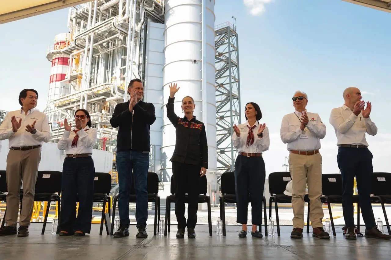 PRESIDENTA CLAUDIA SHEINBAUM INAUGURA CENTRAL CICLO COMBINADO EL SAUZ II “JOSEFA ORTIZ TÉLLEZ GIRÓN” DE CFE QUE BENEFICIARÁ A MÁS DE 4 MILLONES DE MEXICANOS