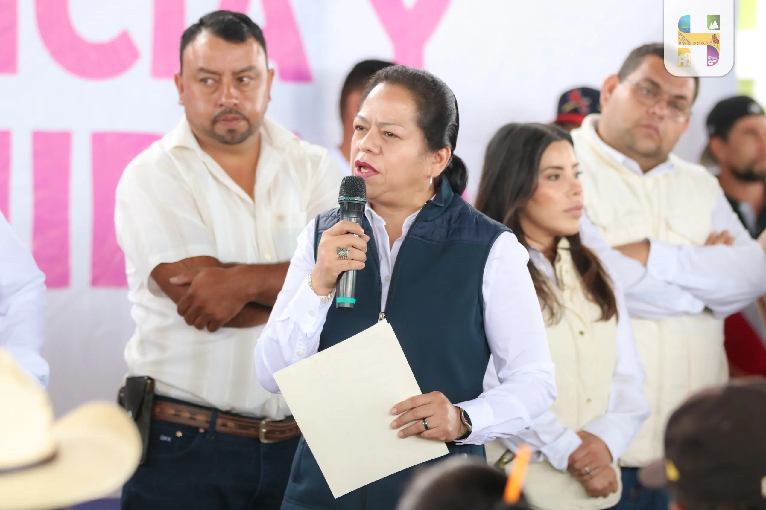 Presidenta Municipal acerca los servicios del Ayuntamiento a la Tenencia de Morelos