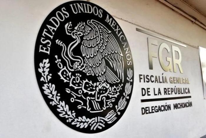 Procesan a dos hombres por delitos federales en Michoacán