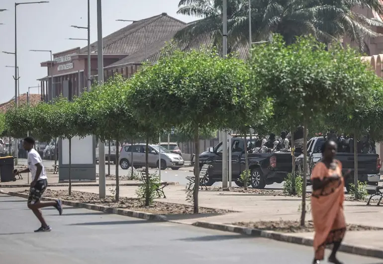 Proceso electoral en Guinea-Bisáu es suspendido por un golpe de Estado de militares