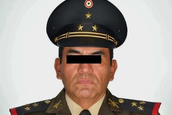 Prófugo ex secretario de Seguridad Pública y jefe de escoltas del alcalde Carlos Manzo