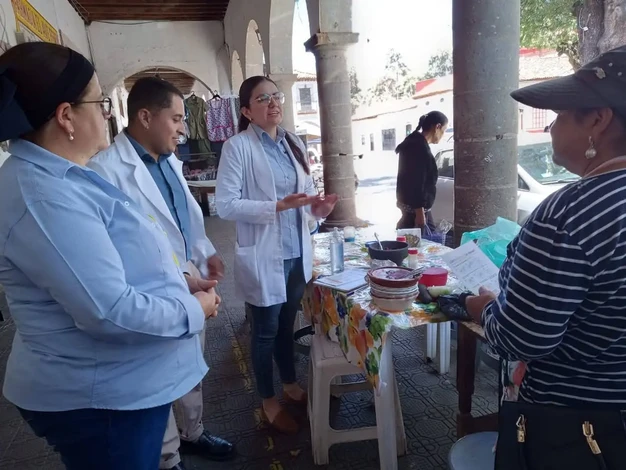 Promueve Ayuntamiento de Morelos higiene en manejadores de alimentos para prevenir enfermedades