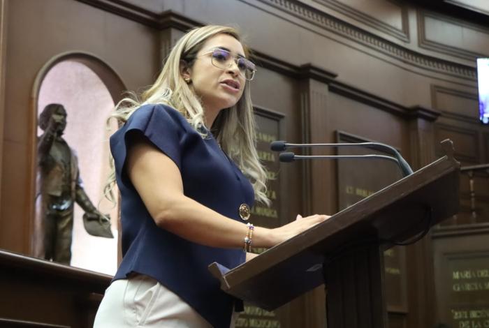 Propone Grecia Aguilar frenar aumento a peajes por impacto directo a la economía familiar