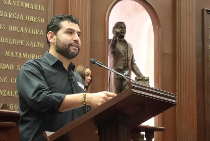 Propone Octavio Ocampo ampliar plazos para descuentos en pago de premisas y trámites vehiculares