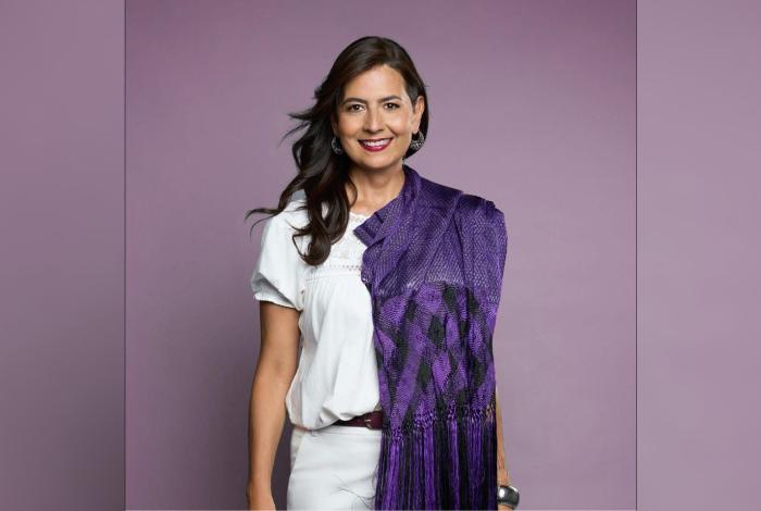 Puntea Gaby Molina entre mujeres de Morena, según encuesta