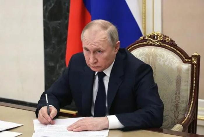 Putin afirma que Rusia está preparada para un conflicto europeo