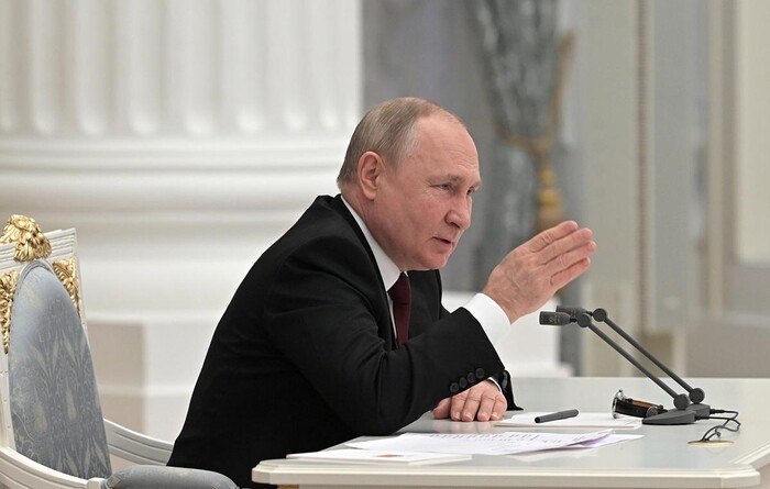 Putin sugiere retomar negociaciones de paz con Ucrania