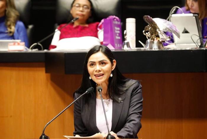 Que ninguna adolescente abandone la escuela por embarazo, plantea Araceli Saucedo en Senado, exhortar a las Secretarías de Educación en el país