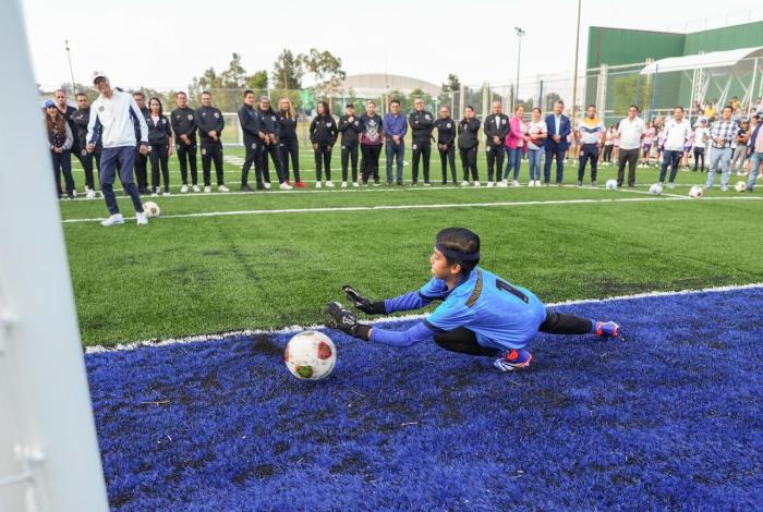 Queremos que las niñas y niños se sientan nicolaitas: Yarabí Ávila; arranca el Centro de Formación de Fútbol “La Madriguera”