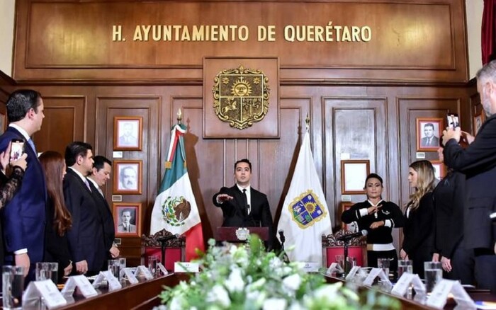 Querétaro tiene nuevo alcalde, Macías Olvera rinde protesta como alcalde