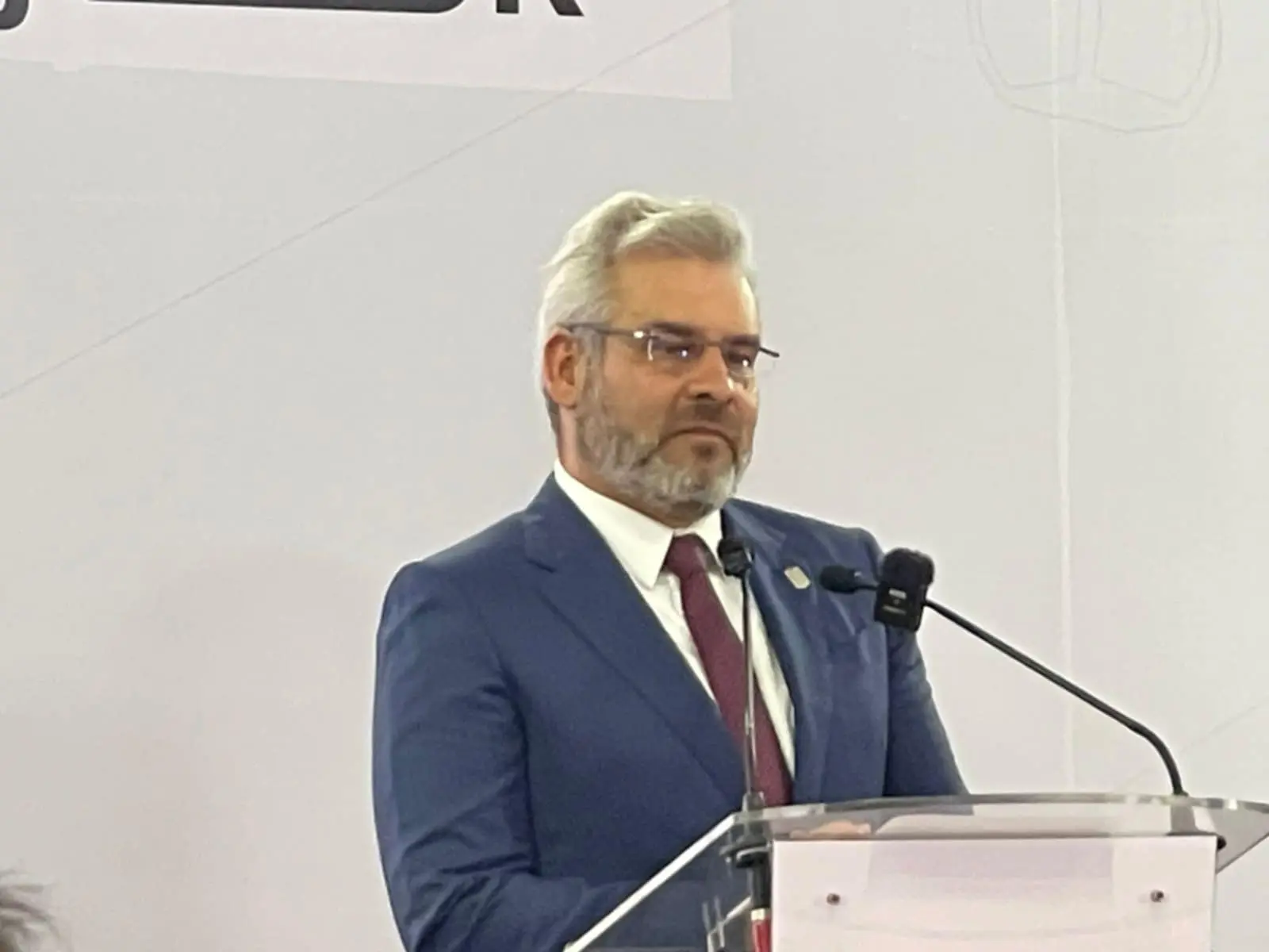 Ramírez Bedolla condenó el atentado que sufrió la alcaldesa de Cuitzeo Rosa Elia Milán Pintor