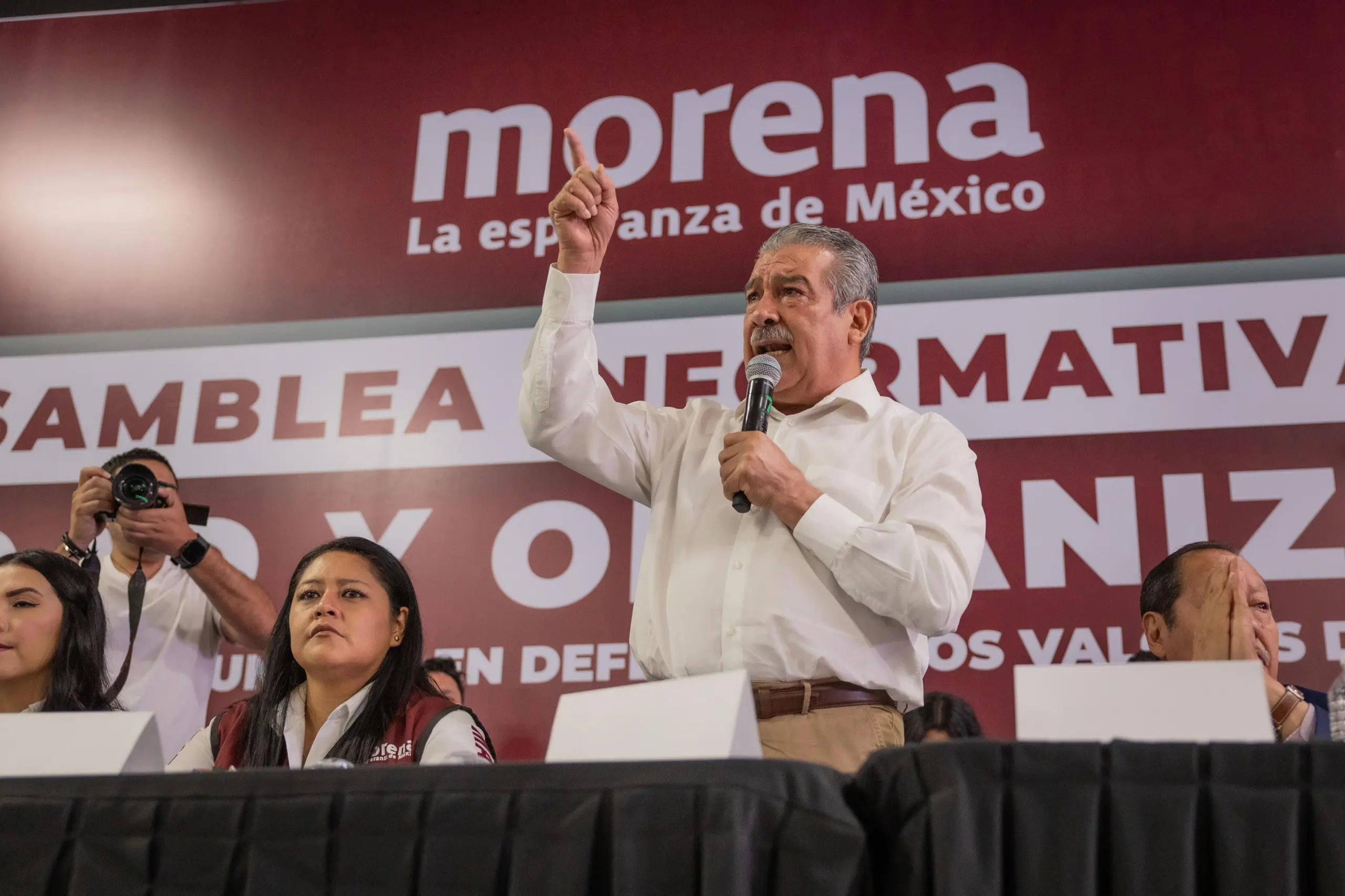 Raúl Morón, traza el camino por la unidad de Michoacán