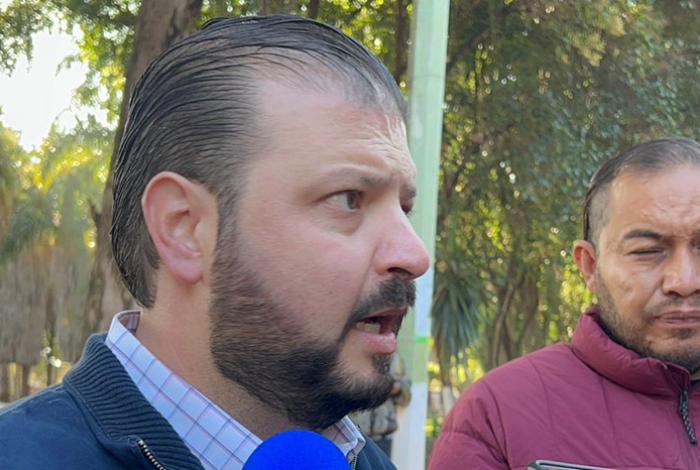 Raúl Zepeda no descarta extender la beca Gertrudis Bocanegra a los normalistas