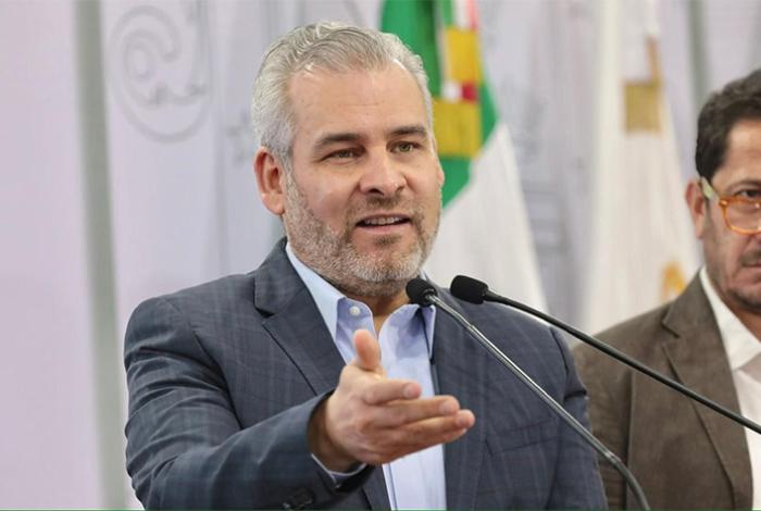 Rechaza Bedolla impuesto del 3.5% a remesas enviadas desde EUA