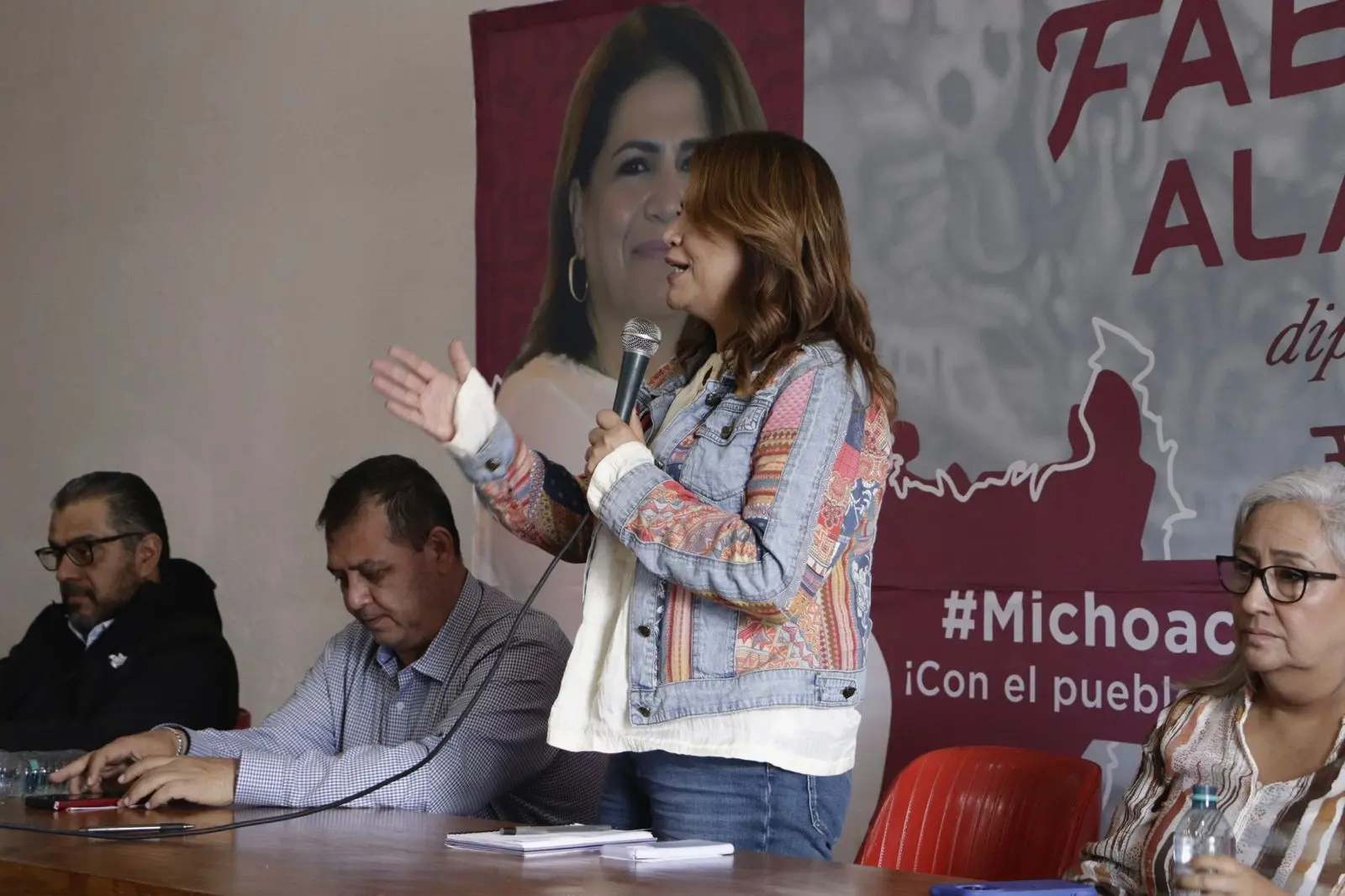 Reconocen trabajadores lucha progresista de Fabiola Alanís