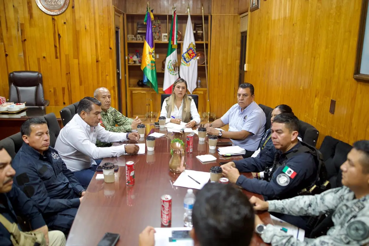 Reforzamos la Seguridad: Dayana Pérez lidera reunión con Corporaciones Federales y Estatales