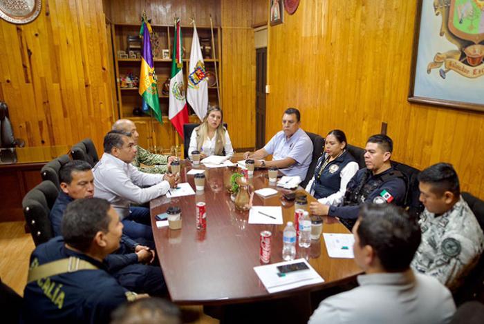 Reforzamos la seguridad: Dayana Pérez lidera reunión con corporaciones federales y estatales