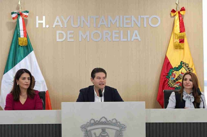 Refrenda Alfonso Martínez su compromiso con la transparencia y rendición de cuentas