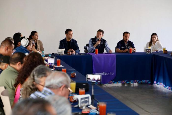 Refrenda Alfonso Martínez, respeto a la libertad de expresión