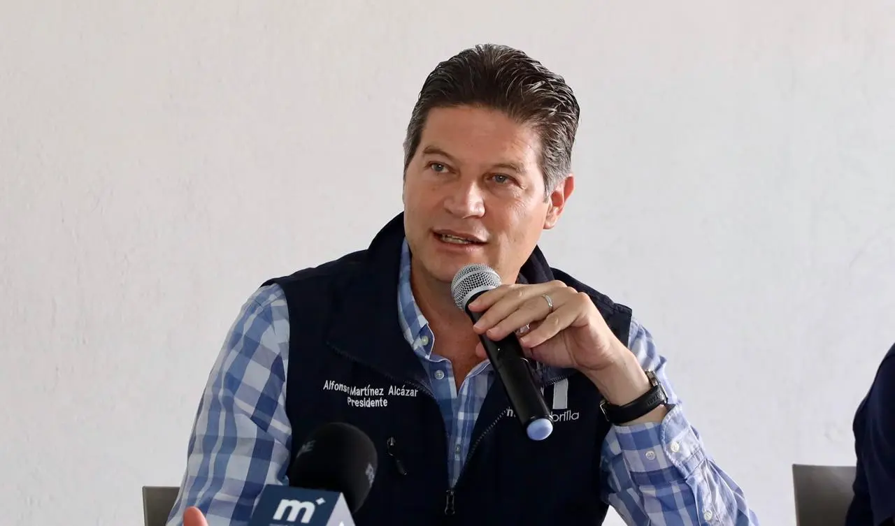 Refrenda Alfonso Martínez, respeto a la libertad de expresión