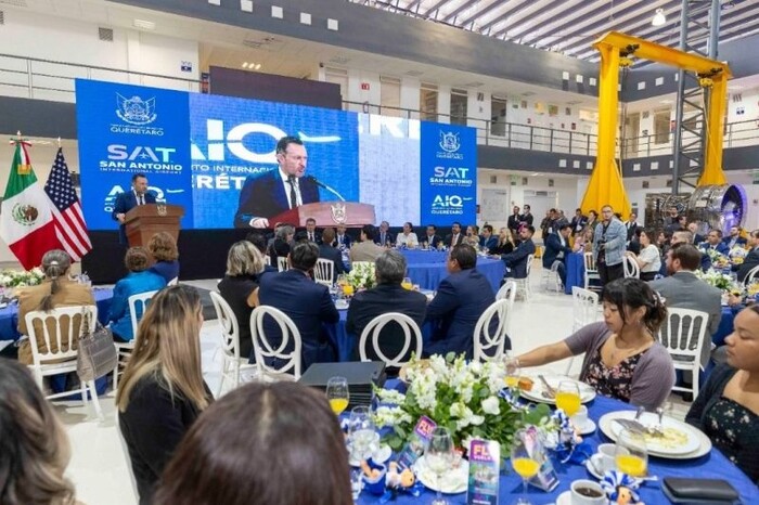 Refrendan San Antonio y Querétaro cooperación internacional en aviación y educación