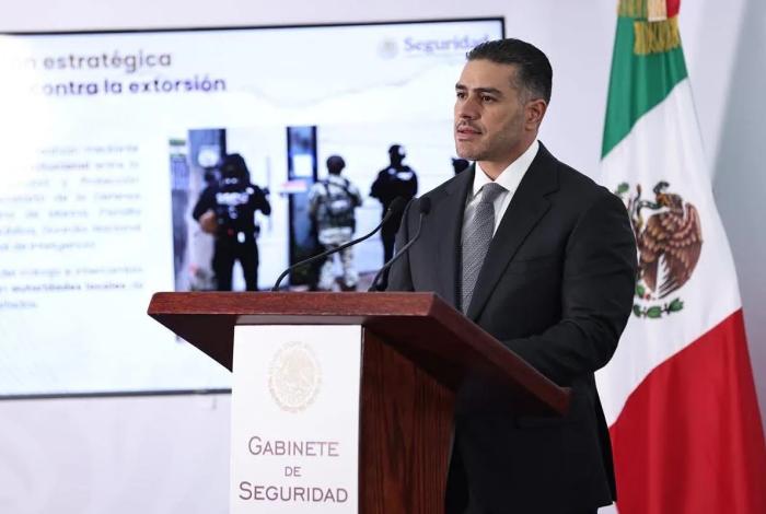 Reporta Harfuch 14 detenidos por huachicol en México; revela nombres