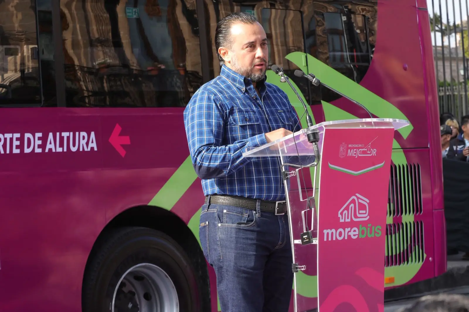 Respaldan transportistas de COMIT implementación del Morebús en Morelia