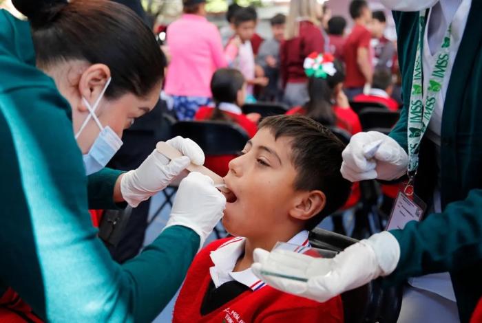 Resultados de estrategia nacional de salud llegarán a 5 mil escuelas de Michoacán