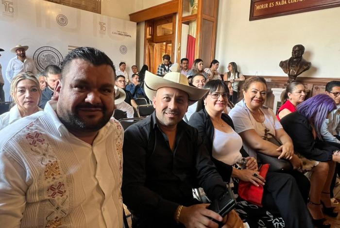 Retenciones y altos costos en aduanas ponen en riesgo la exportación del mezcal michoacano: Crecenciano Ayala
