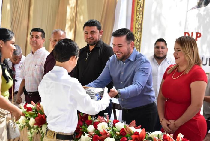 Reyes Galindo: Un diputado cien por ciento de territorio y comprometido con el Distrito 22