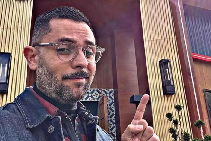 Ricardo Casares causa revuelo en TV Azteca tras confundir “La Granja VIP” con reality de Televisa