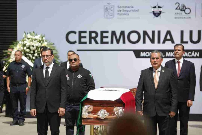 Rinden homenaje a oficial de la GC caído en el cumplimiento de su deber