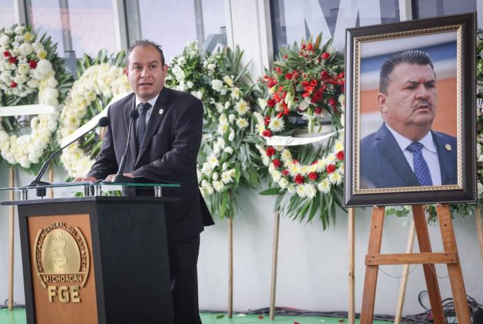 Rinden homenaje póstumo a Julio Meza Gaona, as3sinado en Morelia
