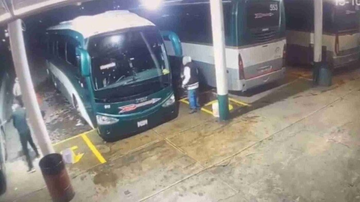 Roban 13 autobuses en central de Edomex