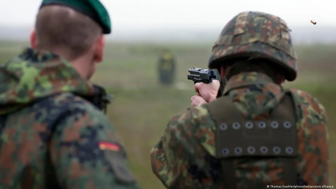 Roban 20 mil municiones al ejercito de Alemania