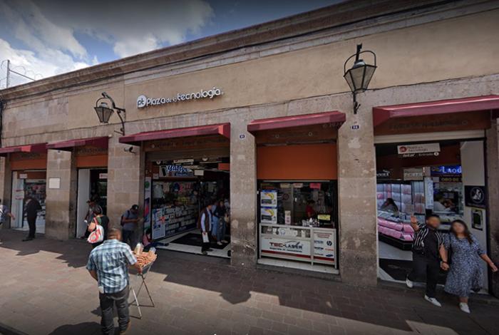 Roban iPad y la rastrean en la Plaza de la Tecnología; Policía Morelia ayudó a recuperarla