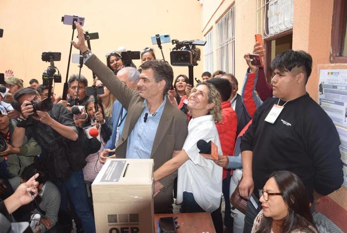 Rodrigo Paz Pereira gana presidenciales en Bolivia