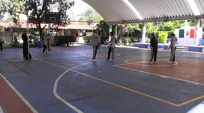 Se acercan las vacaciones decembrinas para cientos de estudiantes