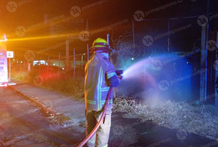 Se inc3ndia transformador de luz en Morelia