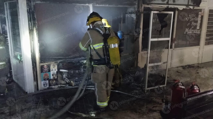 Se incendia ‘Tu Plaza Capuchinas’ en Morelia