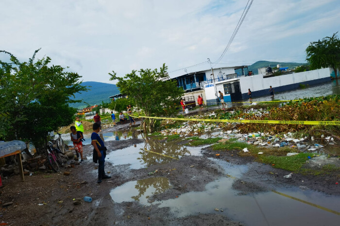 Secretaría de Salud vigila zonas inundadas en Yurécuaro tras lluvias intensas