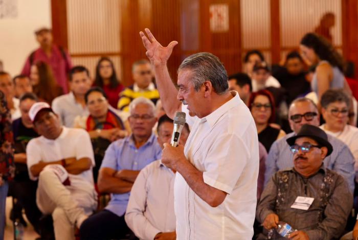 Sector educativo de Michoacán cierra filas con Raúl Morón
