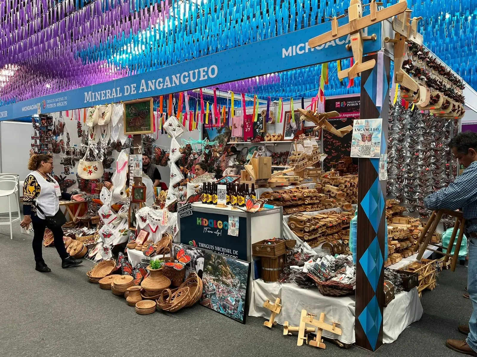 Sectur promociona riqueza de Pueblos Mágicos michoacanos en Hidalgo