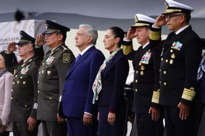 Sedena y Marina anticipan su lealtad y subordinación a Sheinbaum en el desfile de la independencia