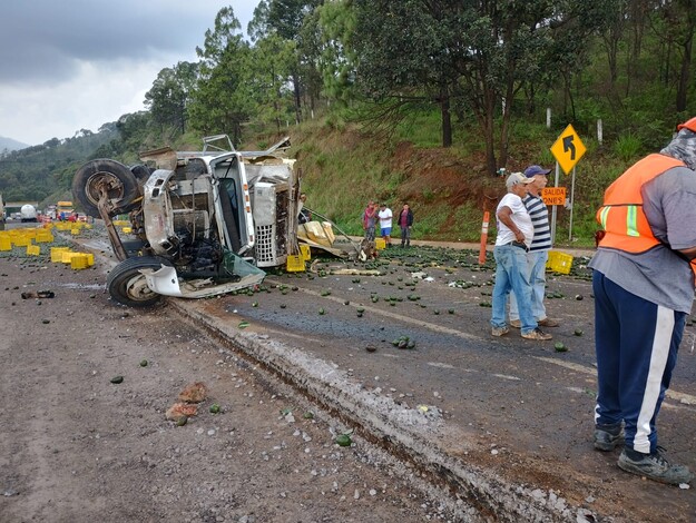 #Seguimiento #Video | Suman 3 fallecidos y 7 heridos tras fatal carambola en la Siglo XXI