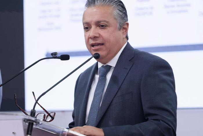 Seguro, fácil y rápido; así puedes pagar el refrendo vehicular en línea: Luis Navarro