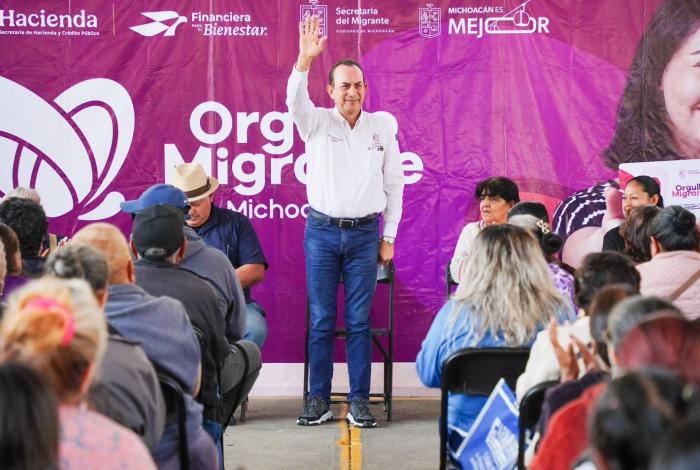 Semigrante entrega 200 tarjetas Orgullo Migrante y 20 visas del programa Reencuentro Familiar