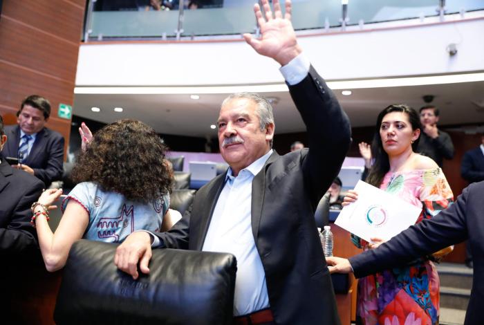 Senador Raúl Morón respalda reforma para unificar el castigo al feminicidio y fortalecer justicia para las mujeres