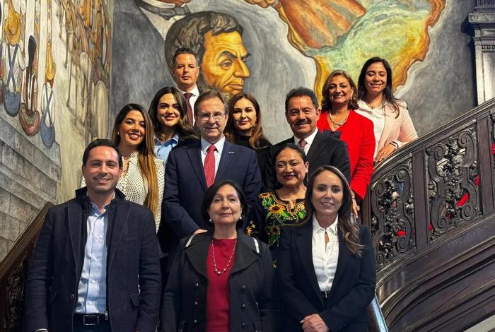 Senadores mexicanos defienden remesas en Washington