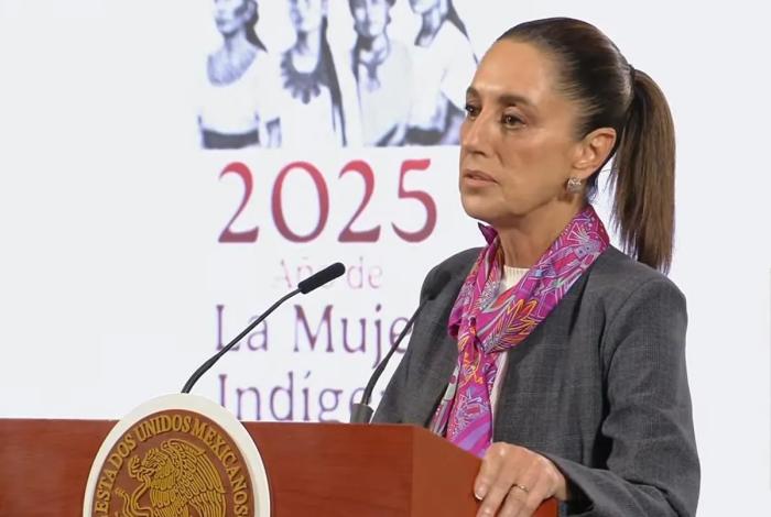 Sheinbaum desaprueba viaje de Monreal a España